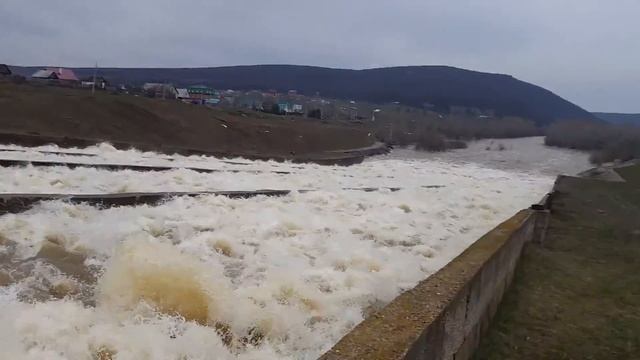 Нугуш. Апрель 2016. смотреть онлайн