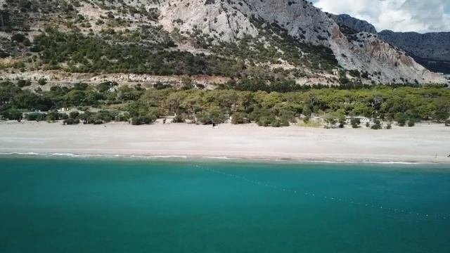 Пляжи Турции?? в октябре.Самый безлюдный и лучший пляж в Анталии.Сарысу напротив канатной дороги. смотреть онлайн