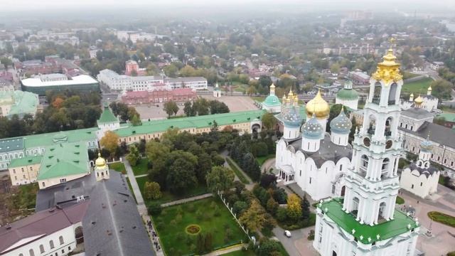 Свято-Троицкая Сергиева лавра (г. Сергиев Посад), сентябрь 2021 смотреть онлайн