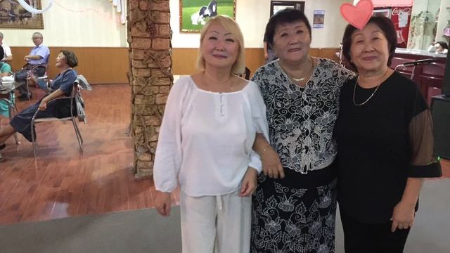 Отмечаем праздник День Учителя!Кафе 2 Брата!2022г. смотреть онлайн