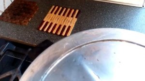 Не держит уплотнитель скороварки