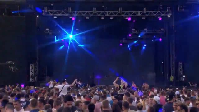 Donna Summer - I Feel Love (Afrojack Remix) смотреть онлайн