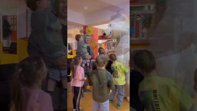 Поздравление для классного мальчика в его День Рождения от мишки Вини 🎂🎈❤️ смотреть онлайн