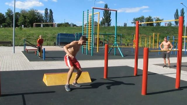 Донецк. Парк Щербакова. Паркур смотреть онлайн