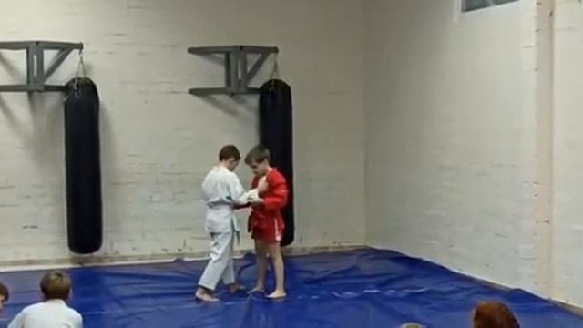 самбо дзюдо сдаю на жёлтый пояс смотреть онлайн