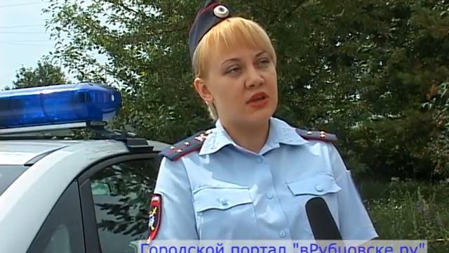 В Рубцовске ребенок попал под колеса автобуса смотреть онлайн