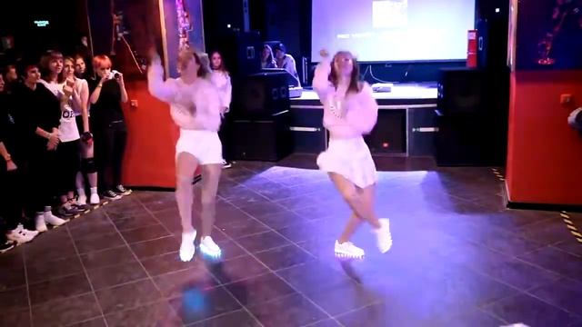 Red Velvet - Ice Cream Cake & Rookie (Russian Dance Cover) смотреть онлайн
