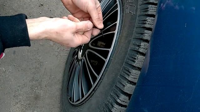 Установка колпаков Le Mans на колеса автомобиля смотреть онлайн