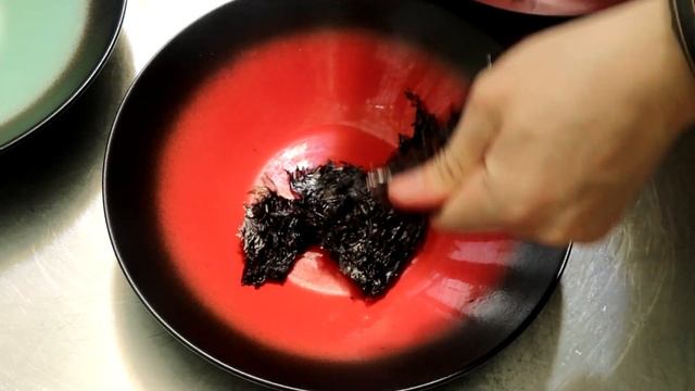 熬一大锅鸡汤，老妈包猪肉馄饨，香嫩多汁，皮软馅香爷爷吃高兴【会成一家】