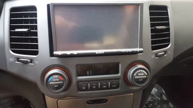 Retirada da moldura do rádio Kia Magentis смотреть онлайн