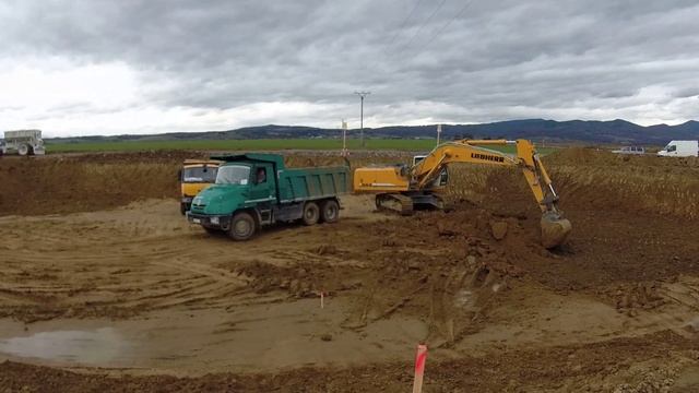 Tatra 815 8x8 & Tatra Jamal & Liebherr 944 смотреть онлайн