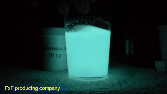 Как сделать светящуюся жидкость. luminol luminescence 4 смотреть онлайн