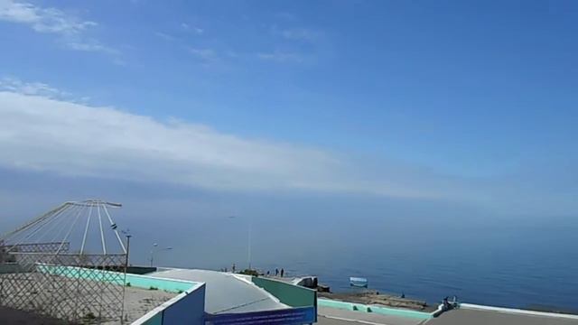 Яхта идёт по Каспийскому морю у 5 А мкр смотреть онлайн
