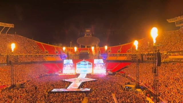 Bad Blood - Taylor Swift ERAs Tour 2023 7/8/23 Kansas City смотреть онлайн