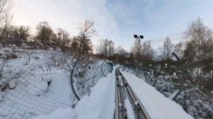 Садитесь в вагонетку, - отправляемся! :) Тобоган в парке Яхрома.