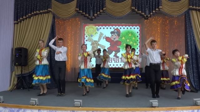 Танцевальный ансамбль "Журавушка" МБОУ "Икрянинская СОШ", художественный руководитель Пискарева Е.В смотреть онлайн