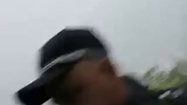 В погоне за наживою-плевать на свою безопасность смотреть онлайн
