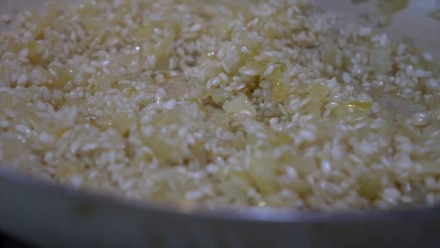 The Super Creamy SAFFRON Risotto смотреть онлайн