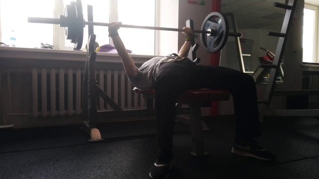 Жим лежа 90x10 смотреть онлайн