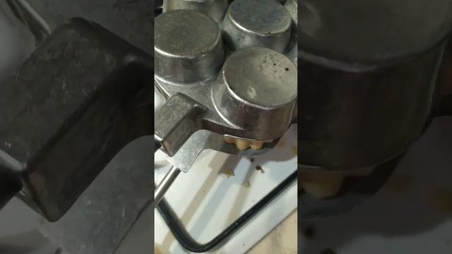 #вафельница #орешница #домашняявыпечка #выпечка #пирожное ?@ussrvintagejuli смотреть онлайн