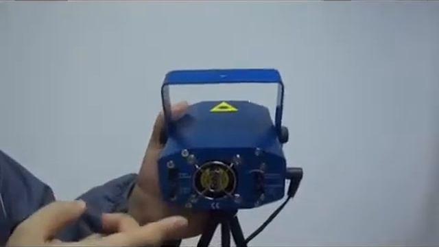 Лазерный мини проектор. Зеленая+красная звезда HHI-15772 смотреть онлайн