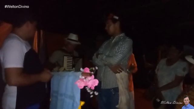 Folia de Reis Goiana de Itaguari visitando os devotos sendo embaixada por Marilene no dia 06/01/202 смотреть онлайн