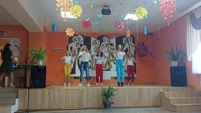 Танец под песню: На десерт Open Kids смотреть онлайн