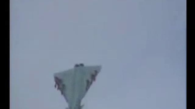 Копия видео "Dassault Mirage 4000 Ле Бурже 1987 год" смотреть онлайн