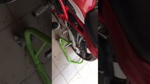 Suzuki GSF 400 Bandit работа КПП и электроприборов