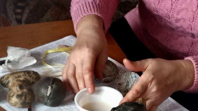 Новогодний шарик в технике папье-маше смотреть онлайн