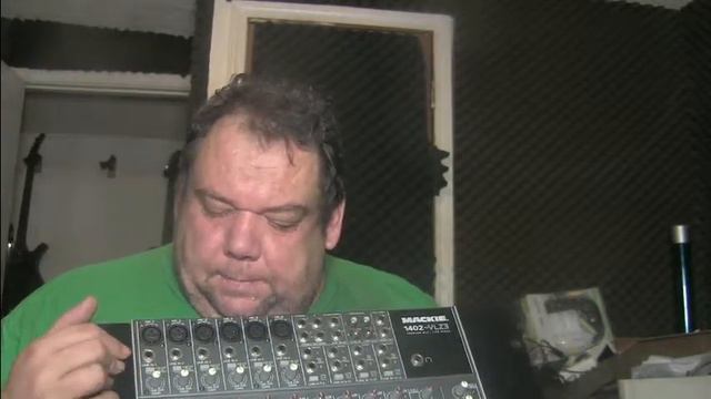 Use an analog mixer in 2018? featuring the mackie 1402 vlz-3 audio mixer смотреть онлайн