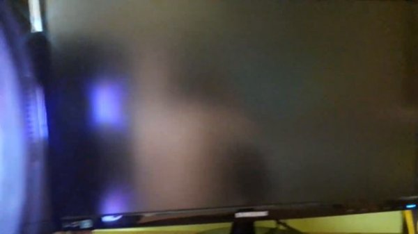 Новую видеокарту не видит старый монитор( 1660 супер не работает через переходник vga -hdmi)