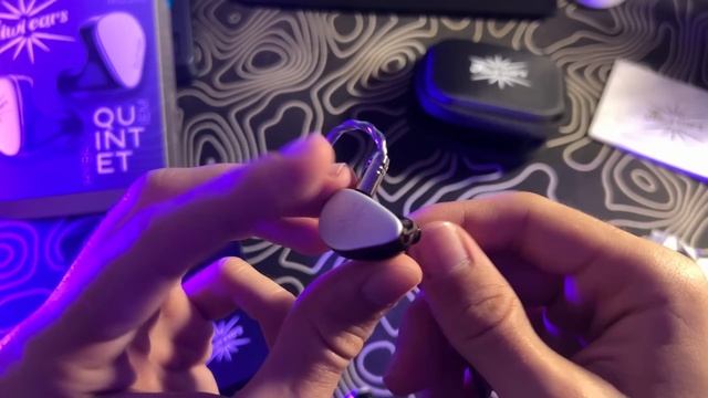 АСМР РАСПАКОВКА И ОБЗОР НАУШНИКОВ ЗА 20000 РУБЛЕЙ С АЛИЭКСПРЕСС Kiwi Ears Quinte смотреть онлайн