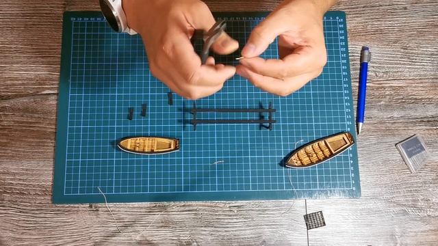 Бриг Меркурий. Установка шлюпок на ростры 1:72 смотреть онлайн