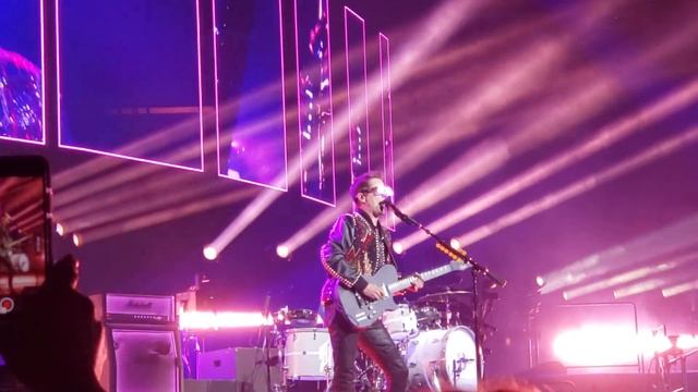 Muse - Algorithm Intro+Pressure (Live At The Forum)
