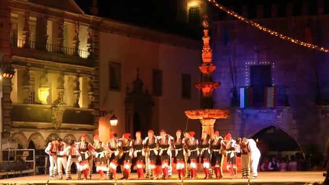 Bulgarian folk dance: Shopska suite смотреть онлайн