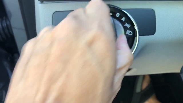 How to remove Mercedes C-class W204 headlight switch смотреть онлайн