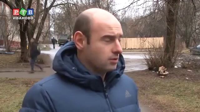 Как остаться без прав, нацепив новогоднюю мишуру на крышу автомобиля смотреть онлайн