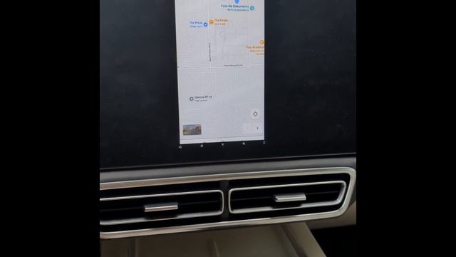 Беспроводное зеркалирование экрана телефона на экран автомобиля Lixiang L9 смотреть онлайн