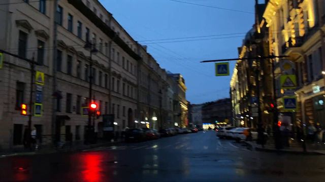 walk throught rainy St.Petersburg beautiful pink sunset/красивый Питер по Гороховой до Дворцовой смотреть онлайн