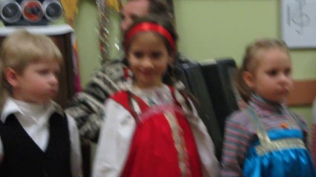 фольклорный ансамбль Калинка 24.12.12 Севастополь смотреть онлайн