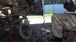 HYUNDAI    120   ЗАМЕНА ШКВОРНЕЙ  И ВТУЛОК