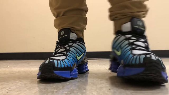 Wearing Nike Shox TL Racer Blue Sneakers смотреть онлайн