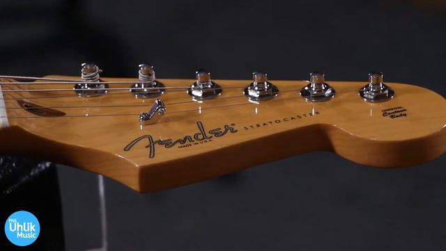2011 Fender Stratocaster and Boss DS-2 Turbo Distortion - Phil Uhlik Music Demo смотреть онлайн