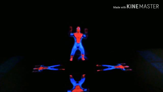 Marvel characters in 3D Hologram смотреть онлайн