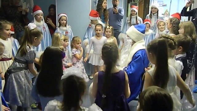 2016.12.29 Новый год на Полоцкой: Танец для Деда Мороза смотреть онлайн
