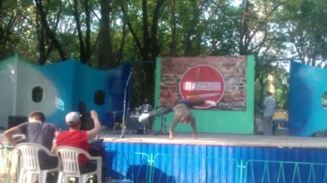 ROMA ZMEY (Маслак Роман) - Брейк данс (нарезка часть 2) смотреть онлайн