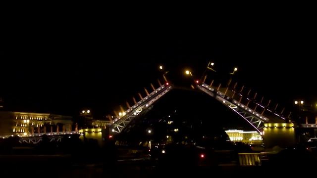 Разведение мостов в Санкт-Петербурге смотреть онлайн