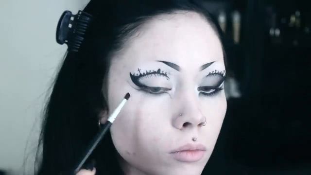 CEMETERY SILHOUETTE || Inspired Makeup Tutorial смотреть онлайн