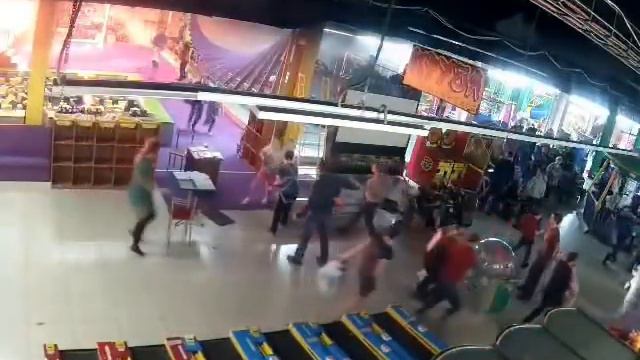 Пожар торговый цент Зимняя Вишня город Кемерово смотреть онлайн
